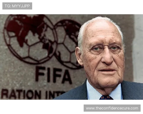 西班牙足协主席:男女足双双登顶FIFA排名创历史性时刻 西班牙足协主席:男女足双双登顶FIFA排名创历史性时刻